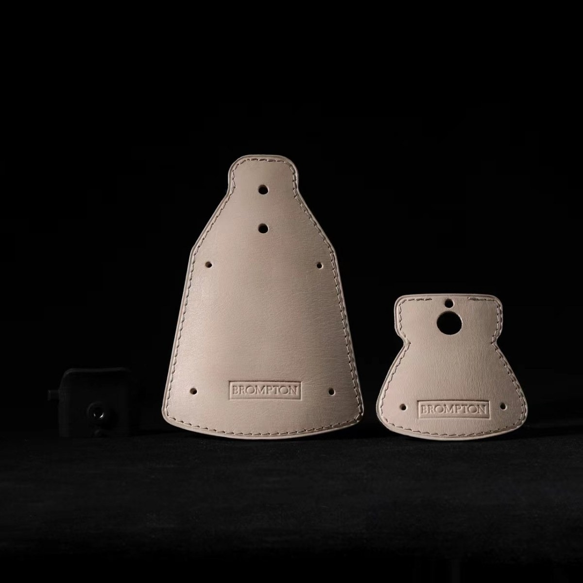 DC High-grade Genuine Leather  - огляд і ціна Fender Mudguard Set